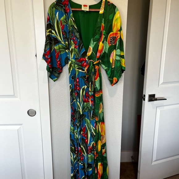 Farm Rio papayas and ginger wrap dress Small - Picture 2 of 5